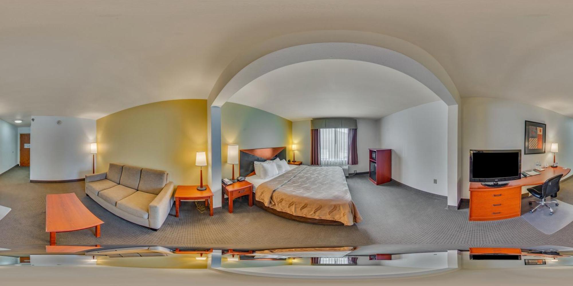 Quality Inn & Suites Chambersburg Exterior photo